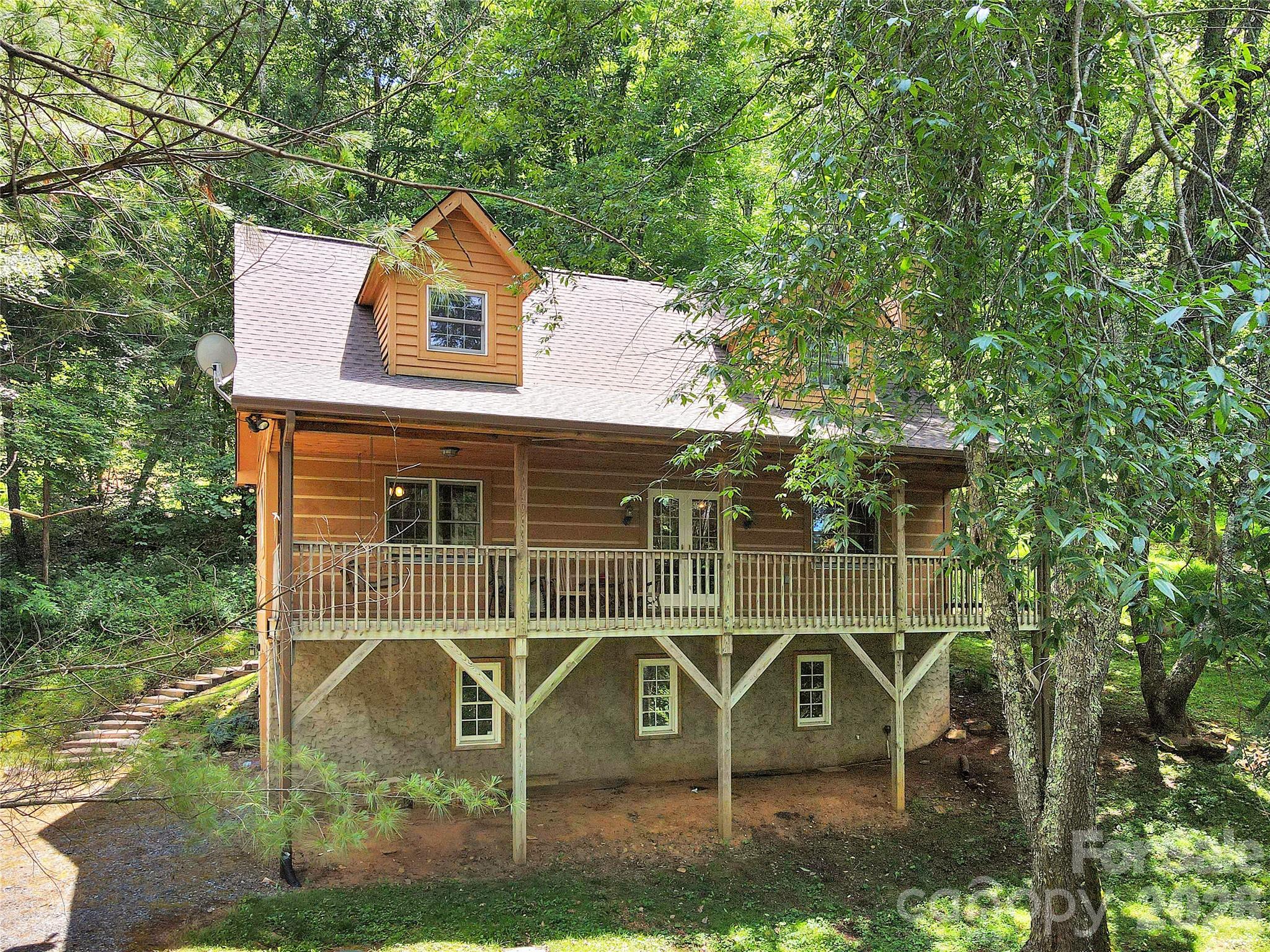 219 Red Maple Lane — Boone