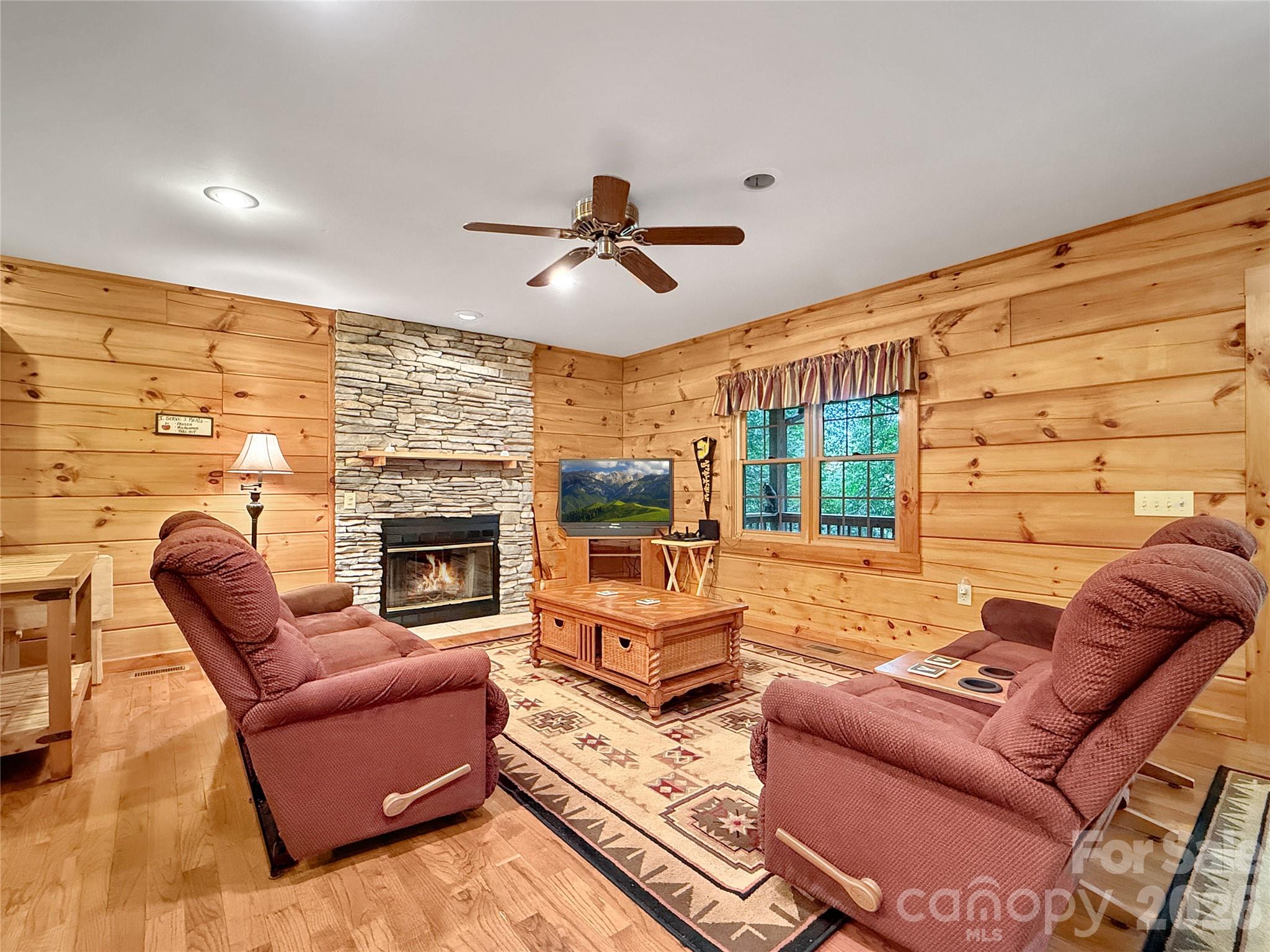 219 Red Maple Lane — Boone