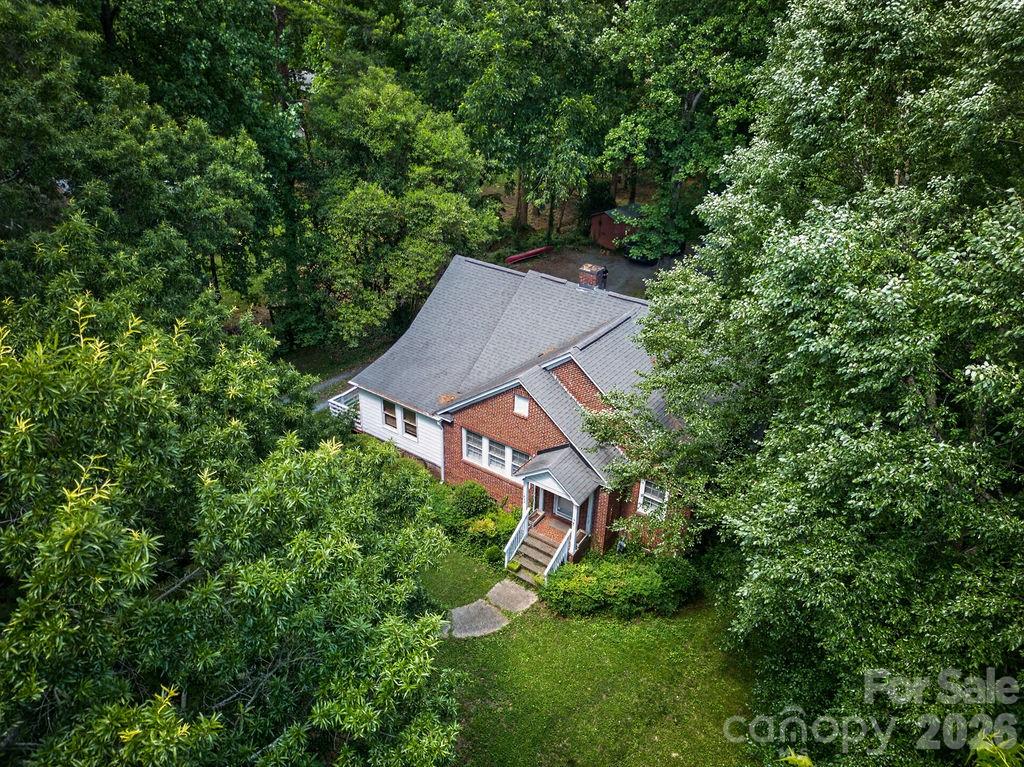 1822 W Sugar Creek Road — Charlotte