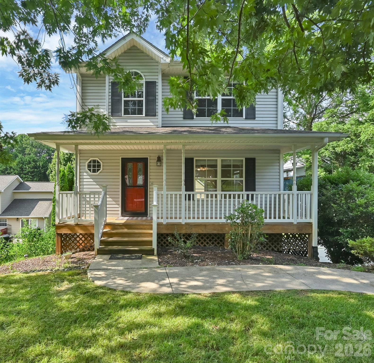 11 Ridgeland Lane — Asheville