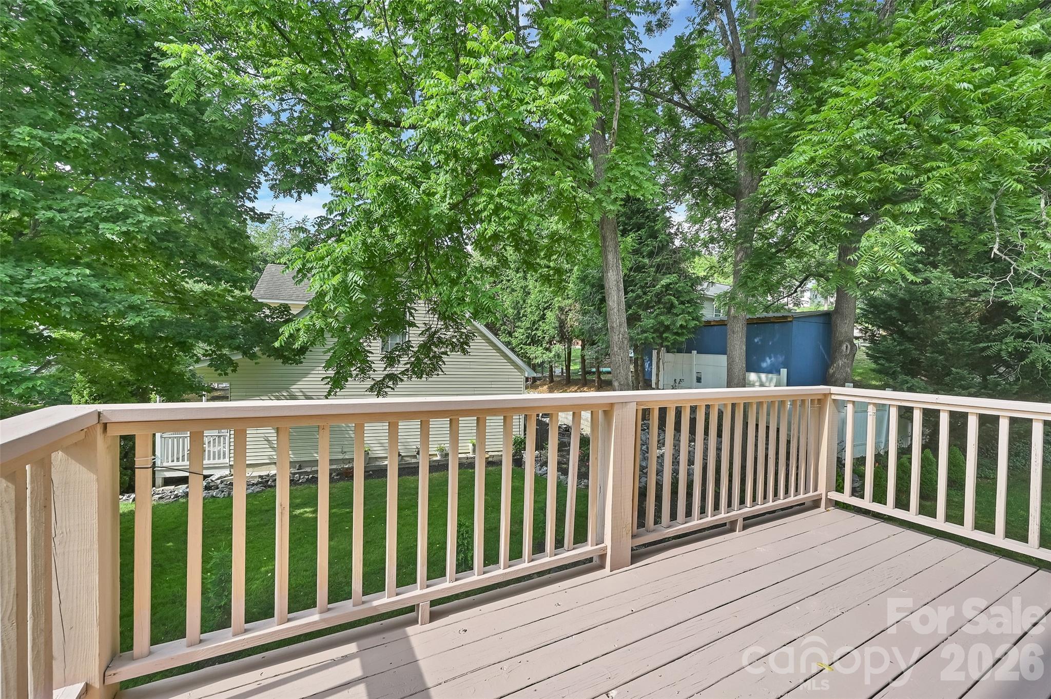 11 Ridgeland Lane — Asheville