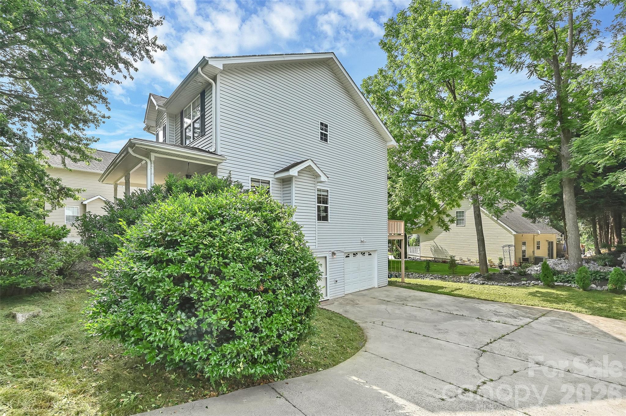 11 Ridgeland Lane — Asheville