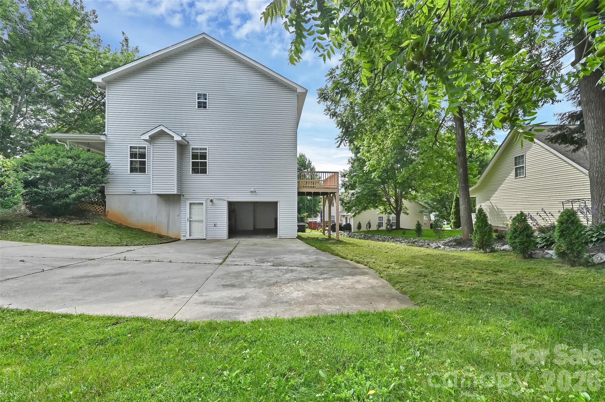 11 Ridgeland Lane — Asheville