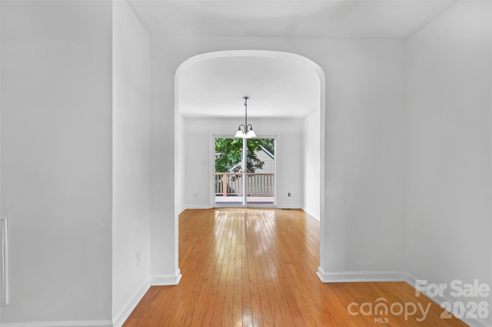 11 Ridgeland Lane — Asheville