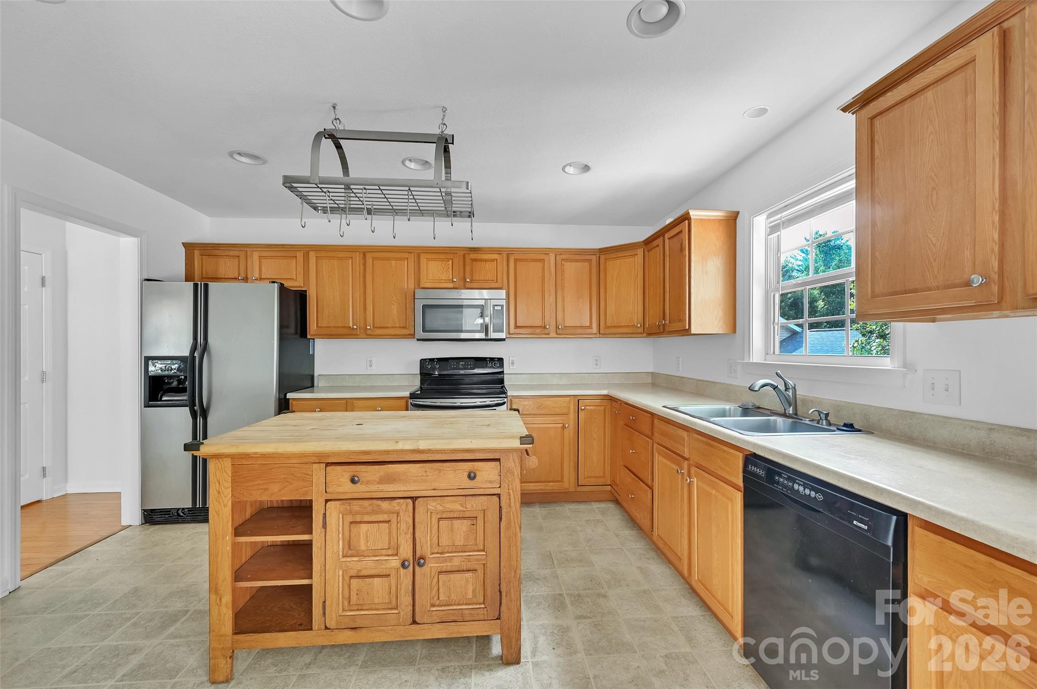 11 Ridgeland Lane — Asheville