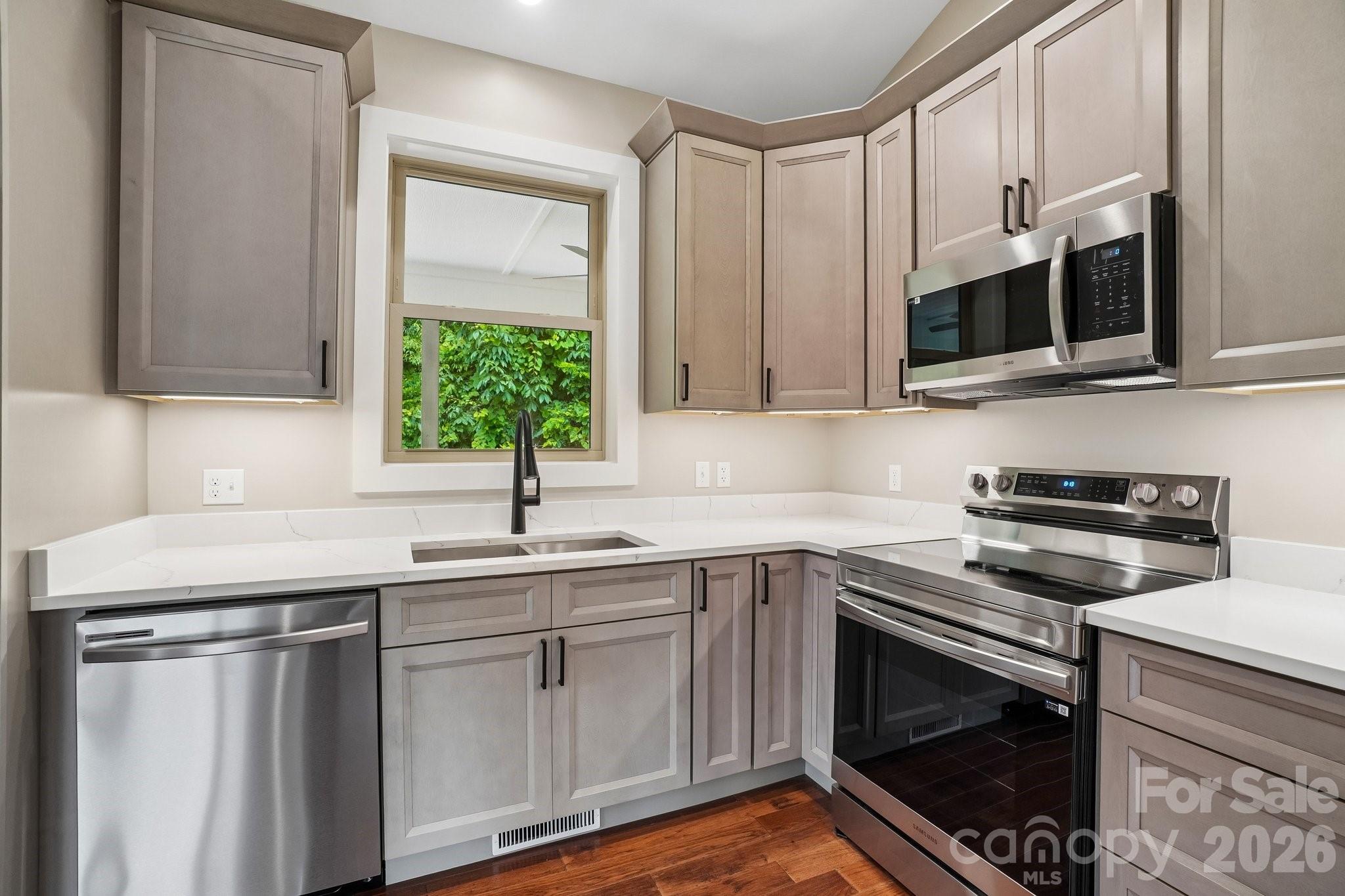 246 Appalachian None — Spruce Pine
