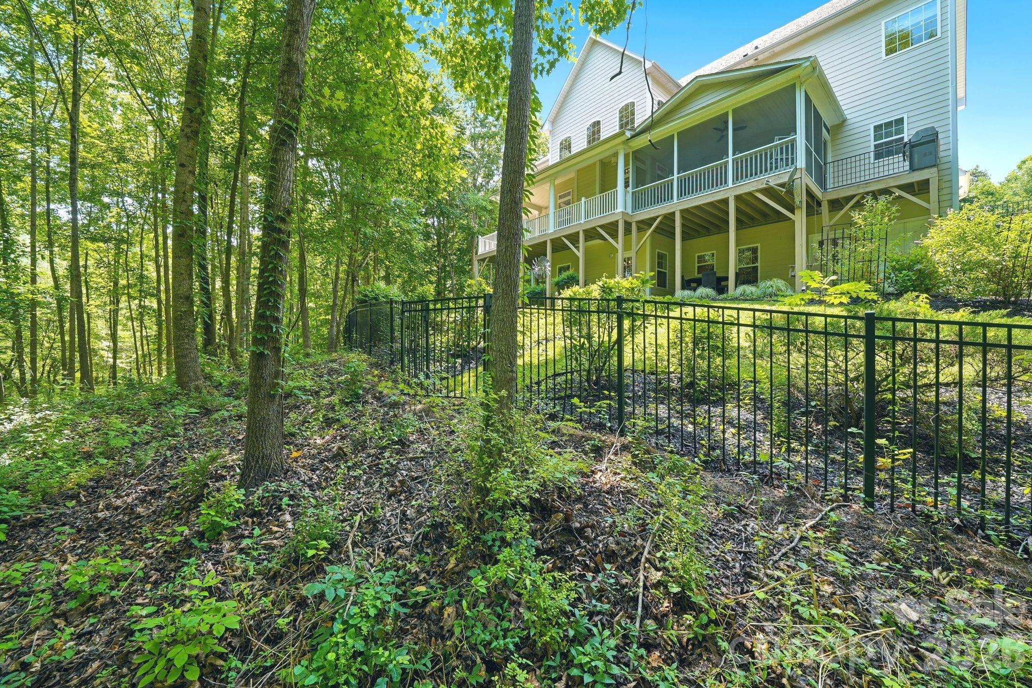 309 Walking Horse Trail — Davidson