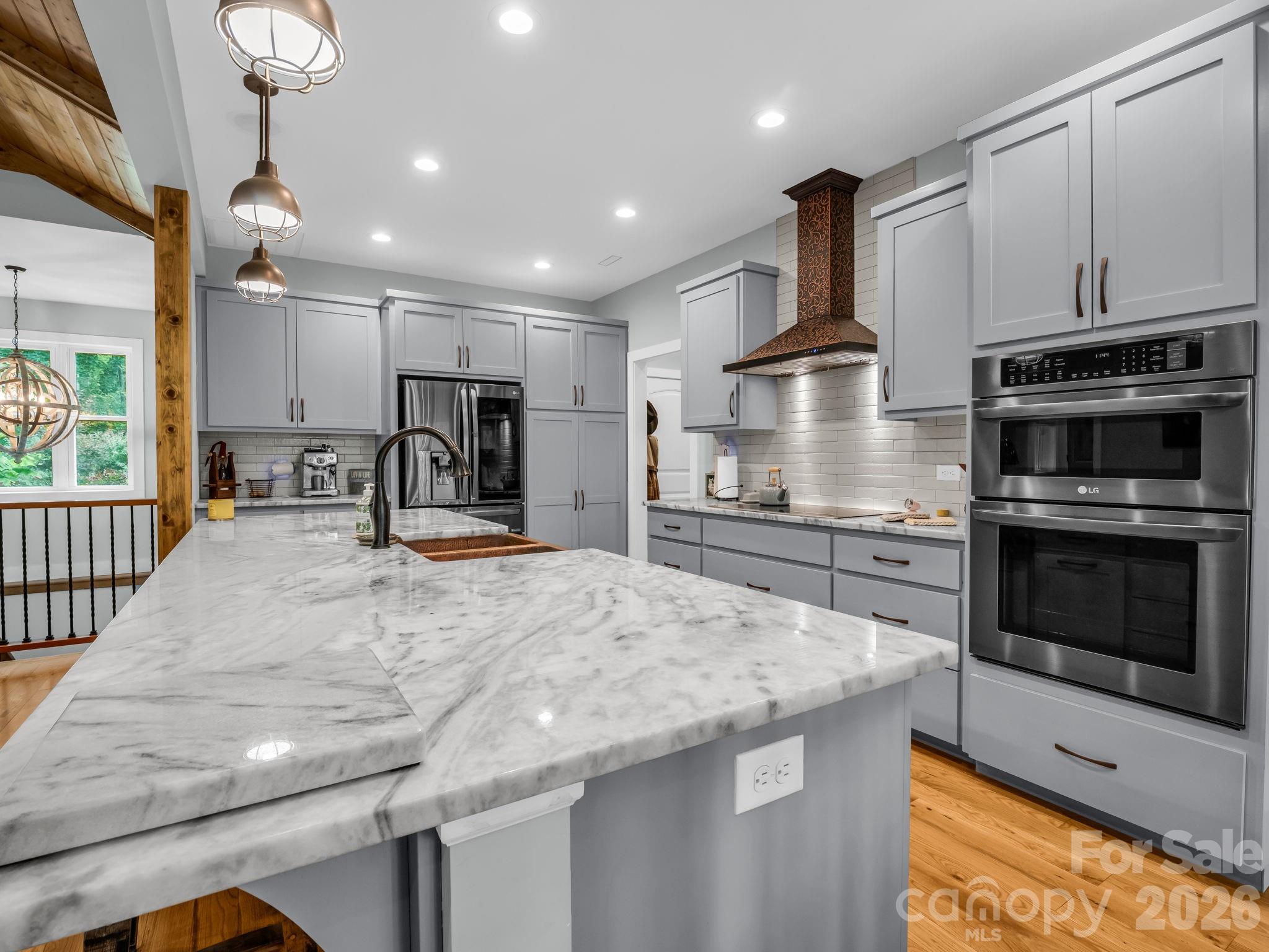 617 South Cove Road — Mill Spring