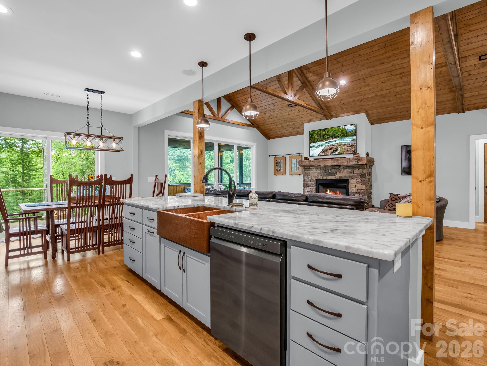 617 South Cove Road — Mill Spring