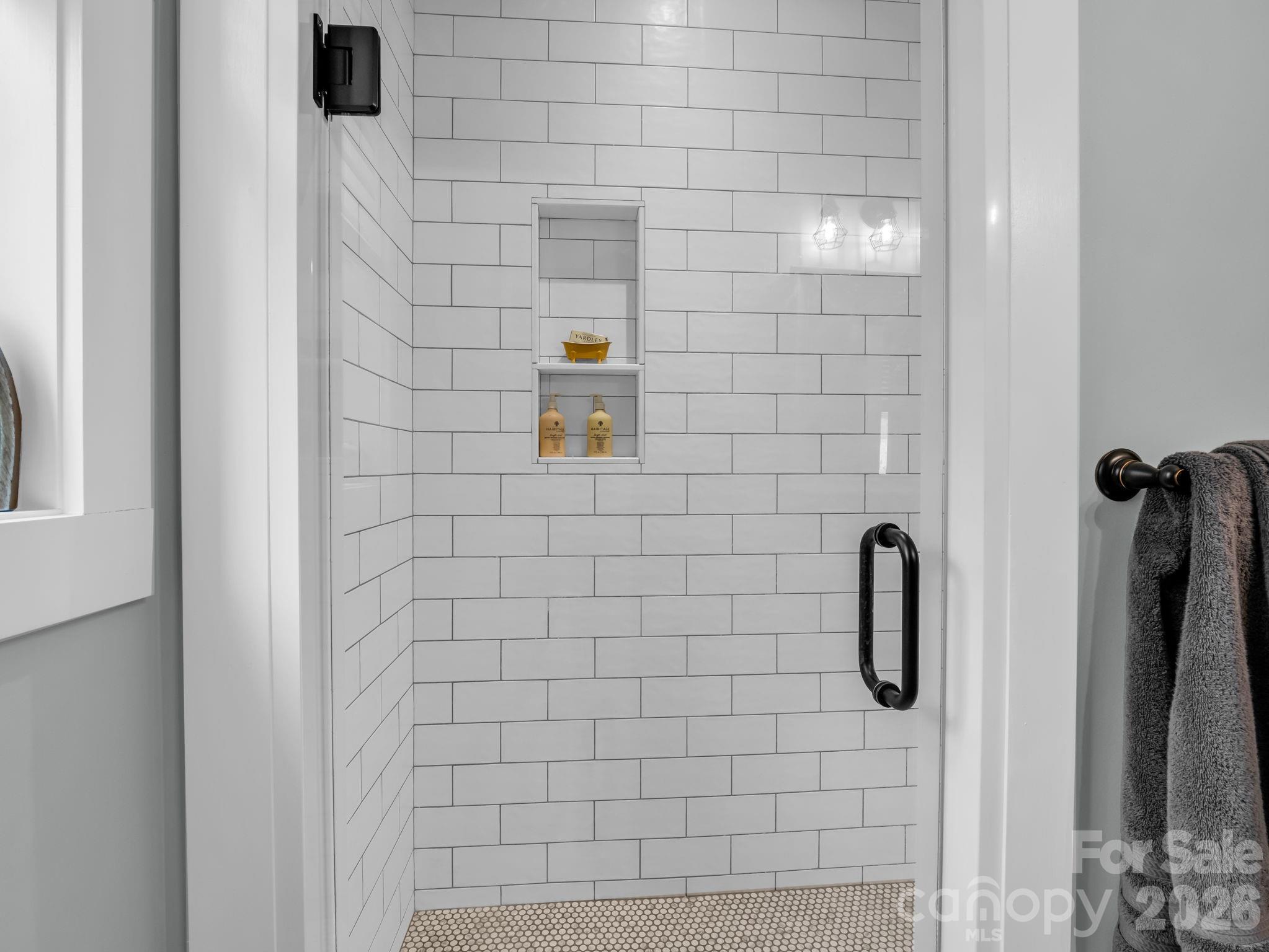617 South Cove Road — Mill Spring