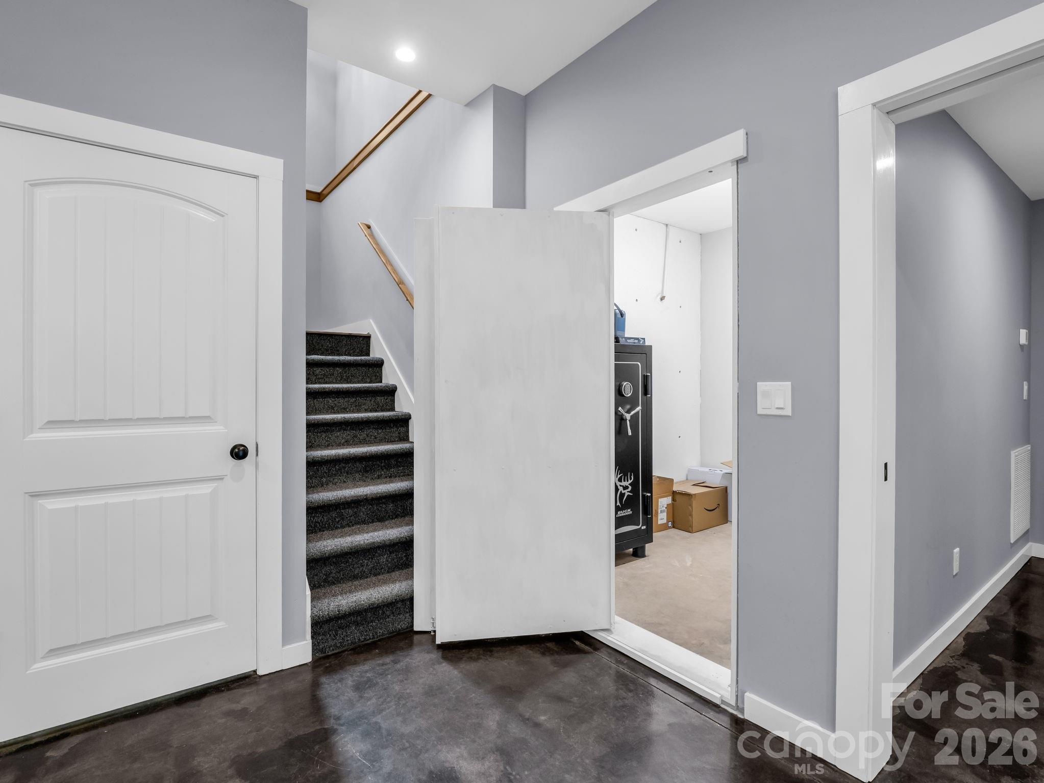 617 South Cove Road — Mill Spring
