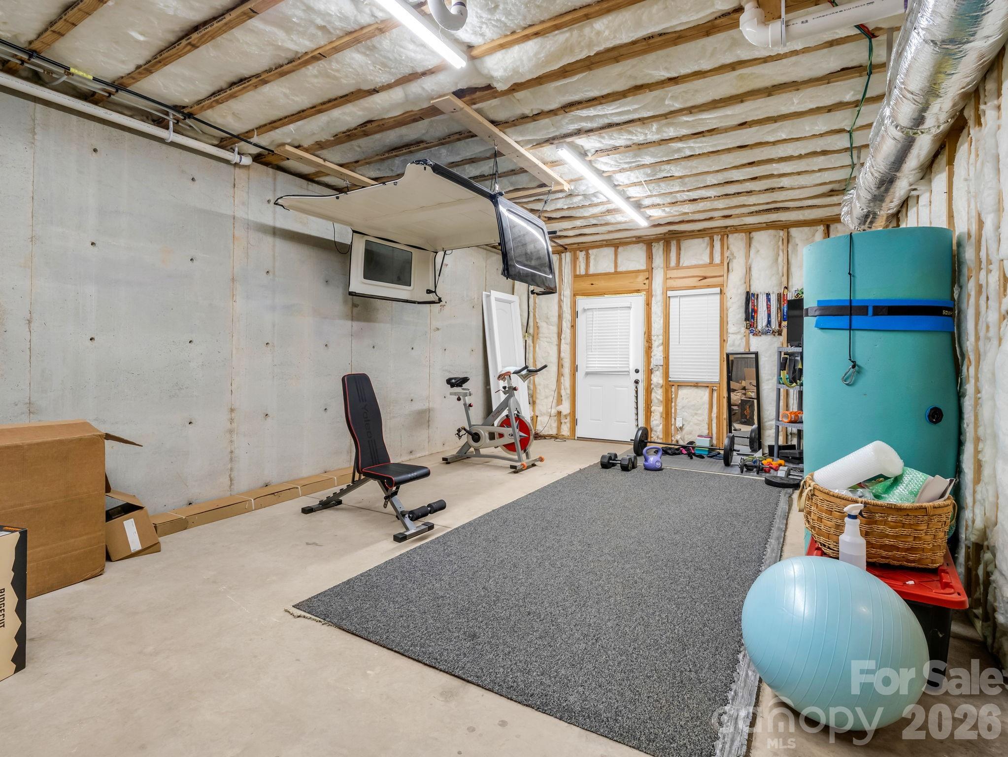 617 South Cove Road — Mill Spring