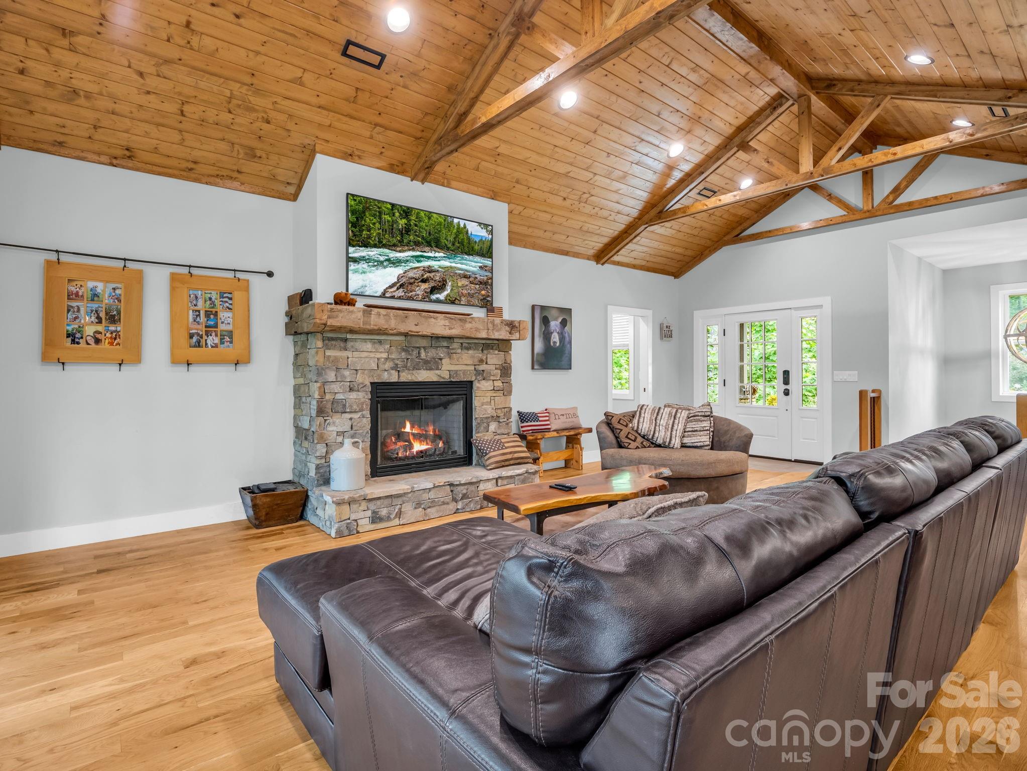 617 South Cove Road — Mill Spring