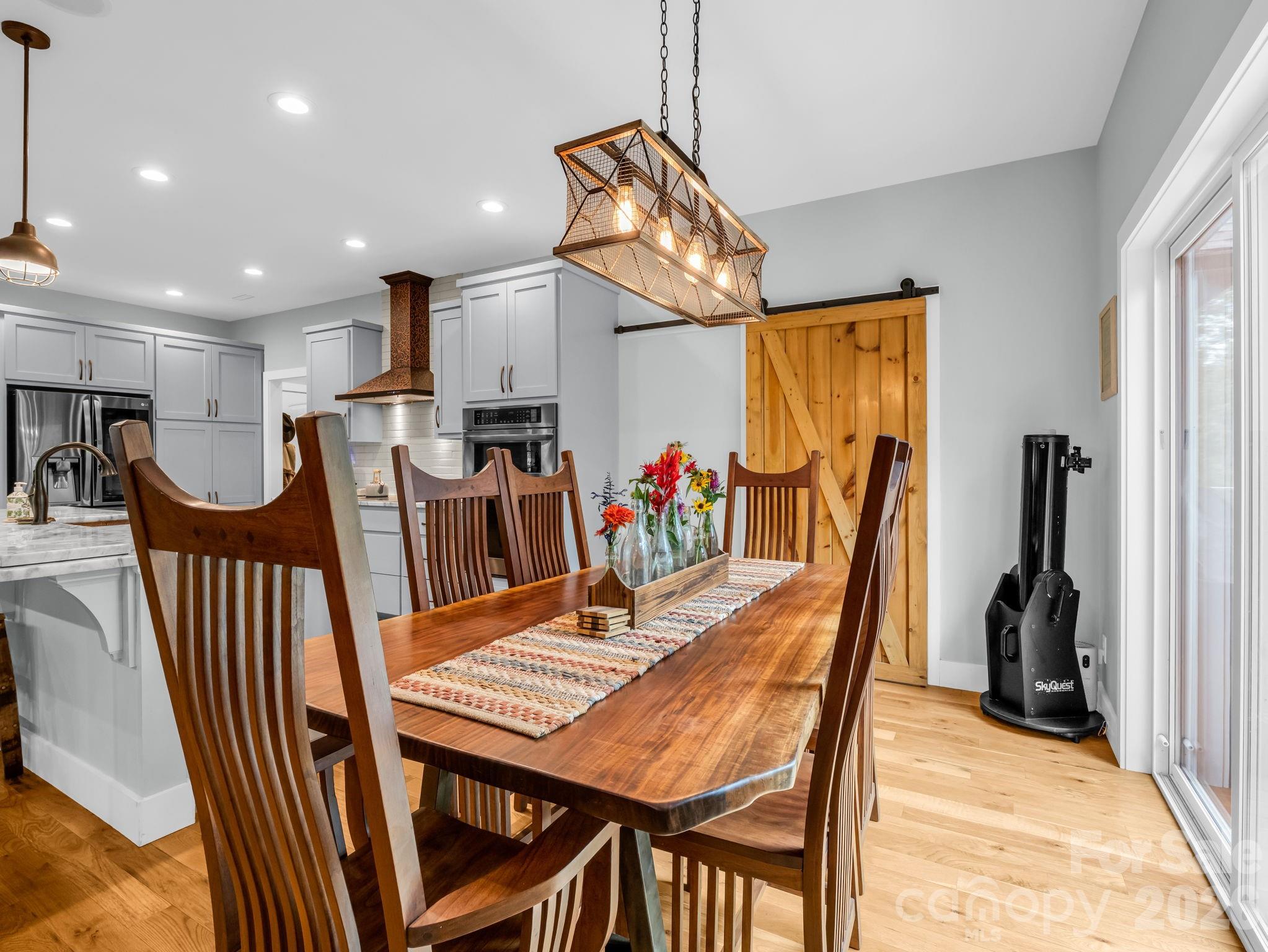 617 South Cove Road — Mill Spring