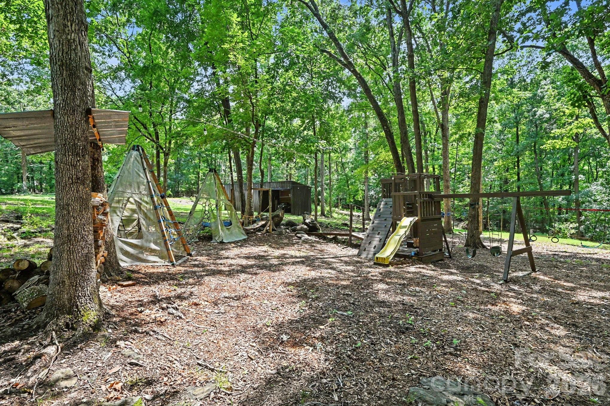 8900 Lazy Ridge Lane — Concord