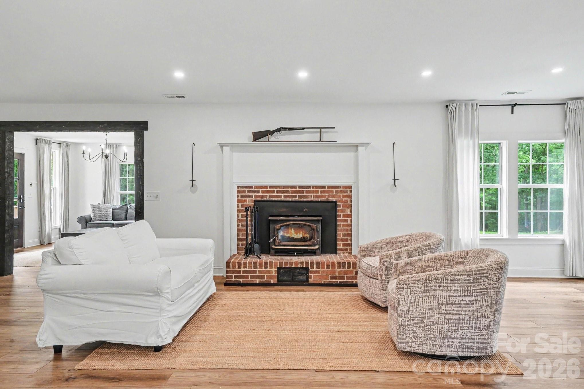 8900 Lazy Ridge Lane — Concord