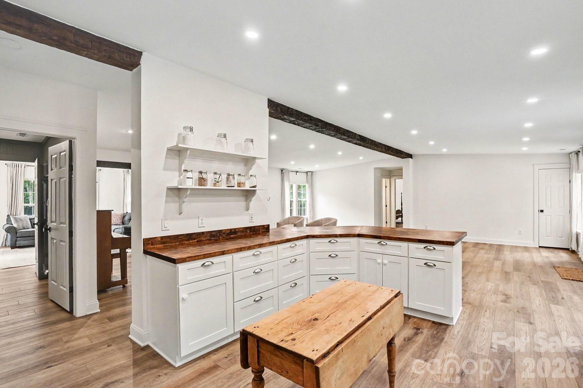 8900 Lazy Ridge Lane — Concord