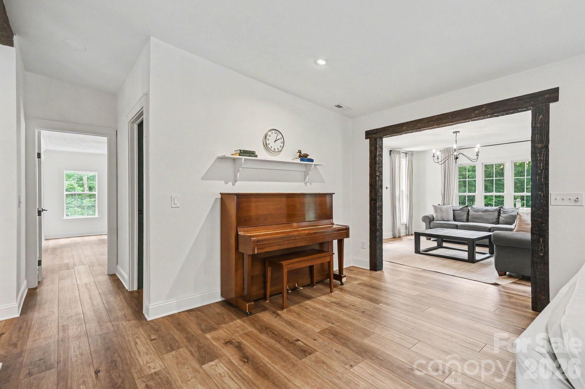 8900 Lazy Ridge Lane — Concord
