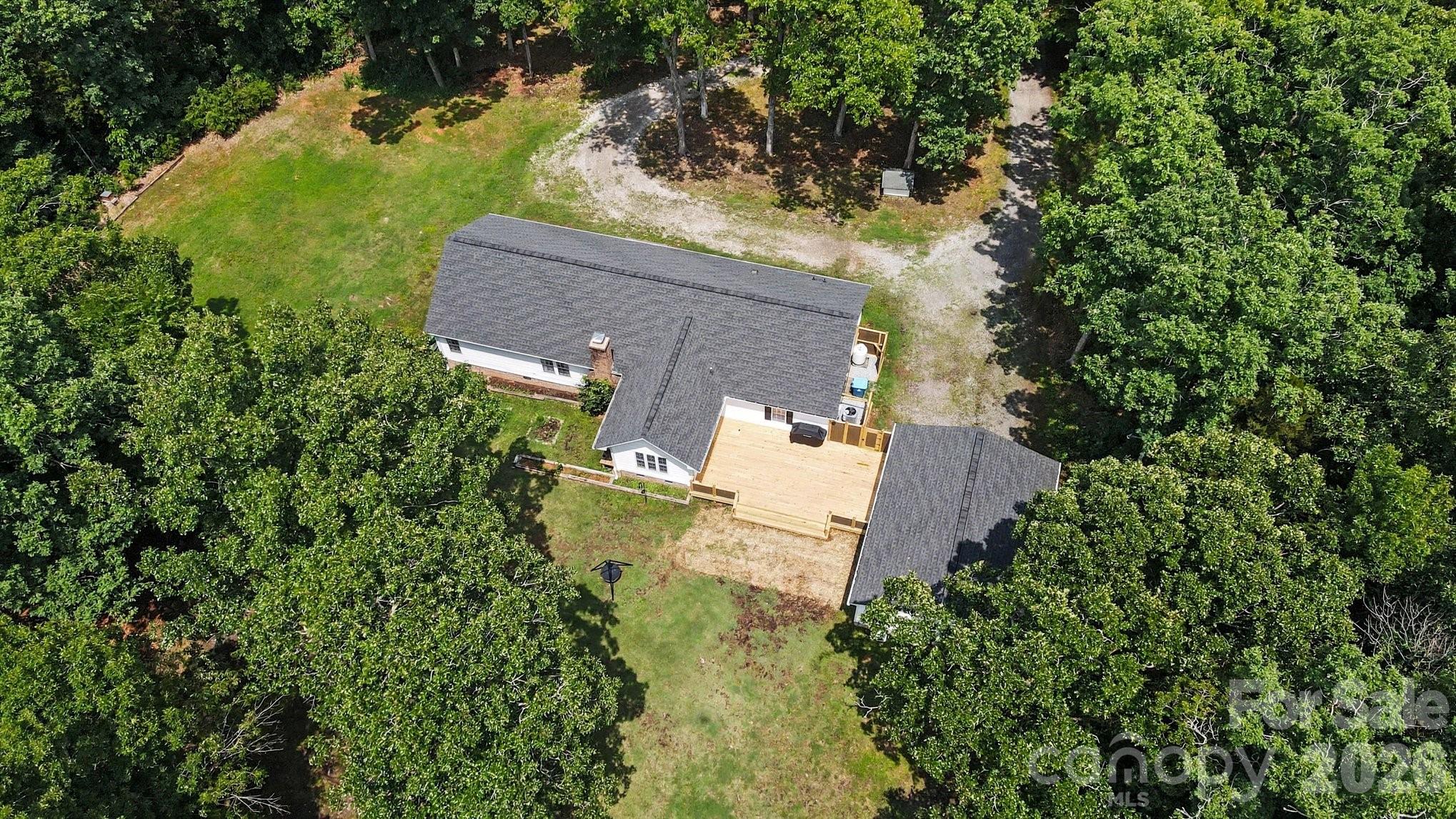 8900 Lazy Ridge Lane — Concord
