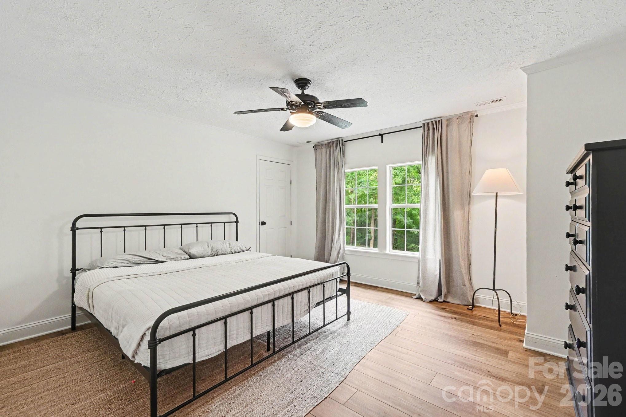 8900 Lazy Ridge Lane — Concord