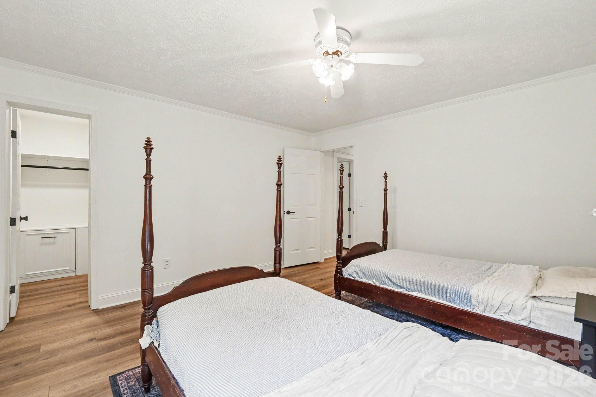 8900 Lazy Ridge Lane — Concord
