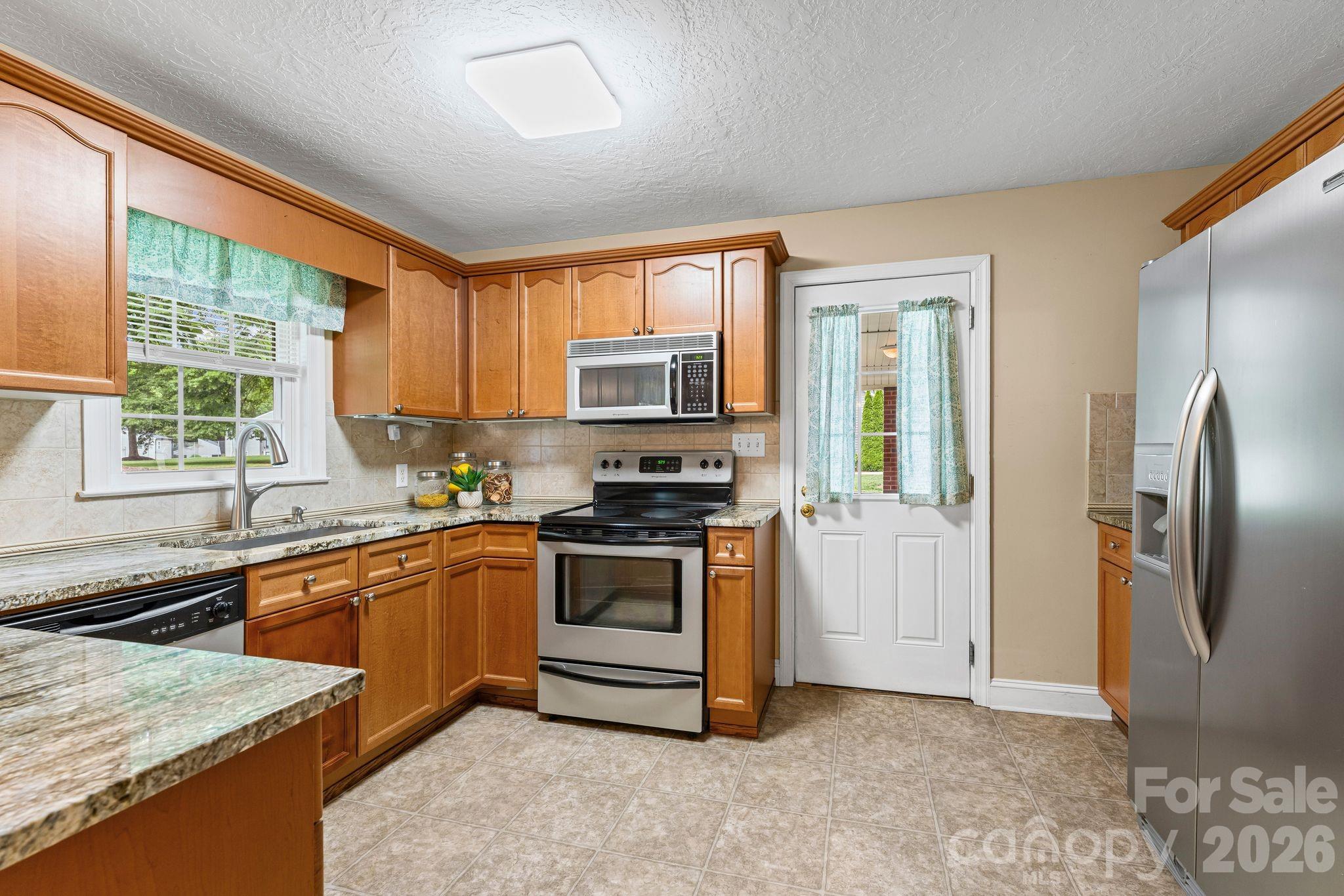 301 Milling Road — Mocksville