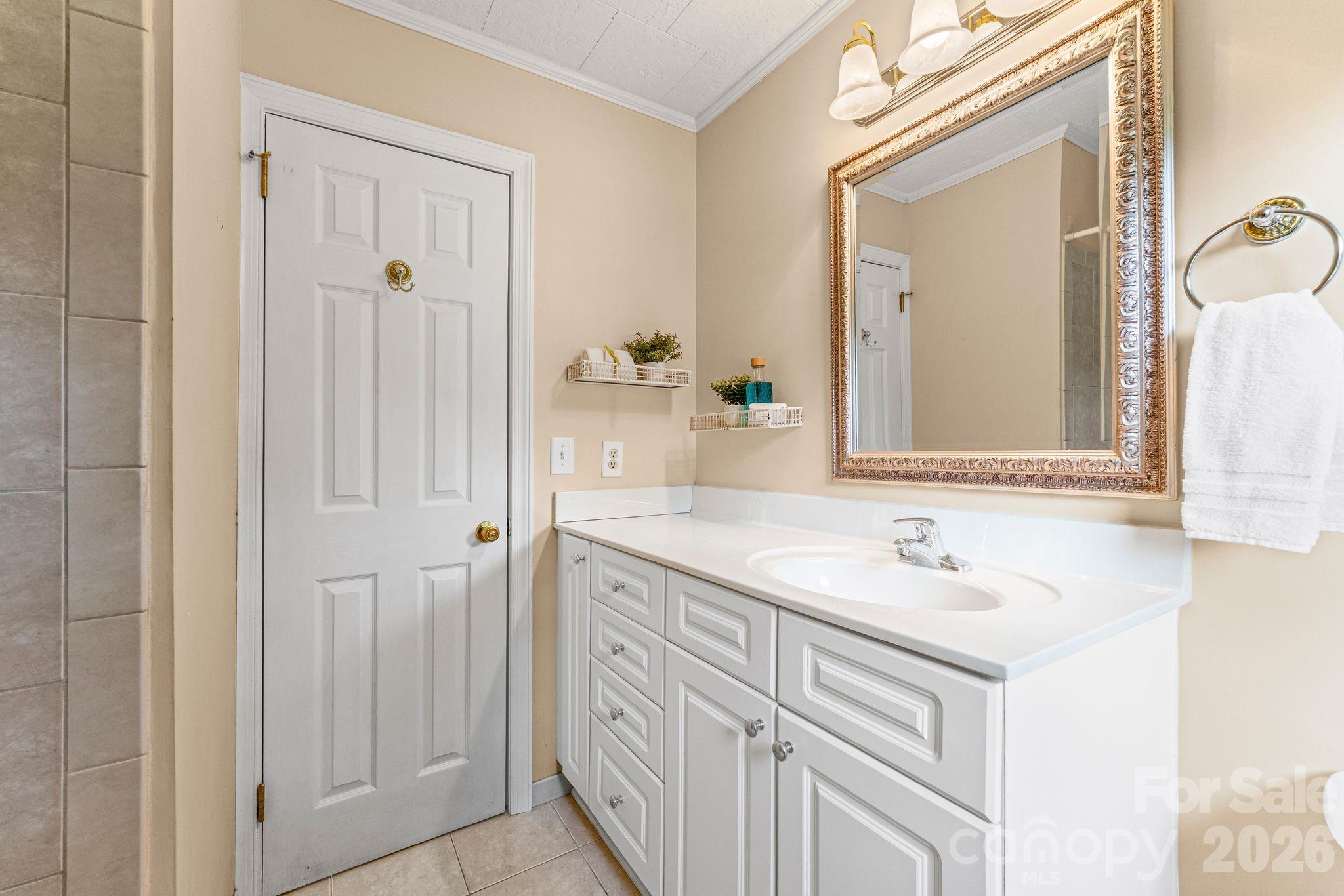 301 Milling Road — Mocksville