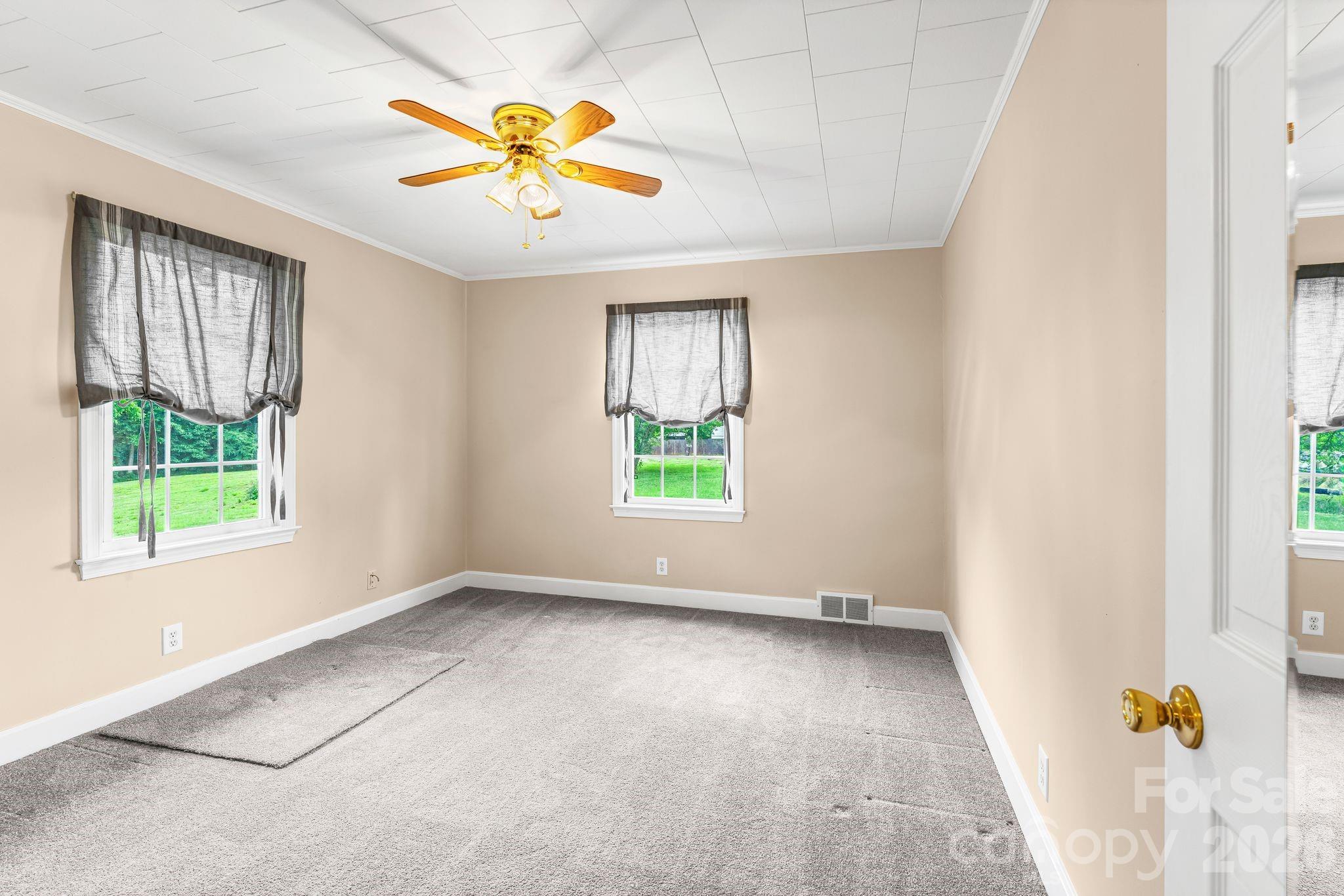 301 Milling Road — Mocksville