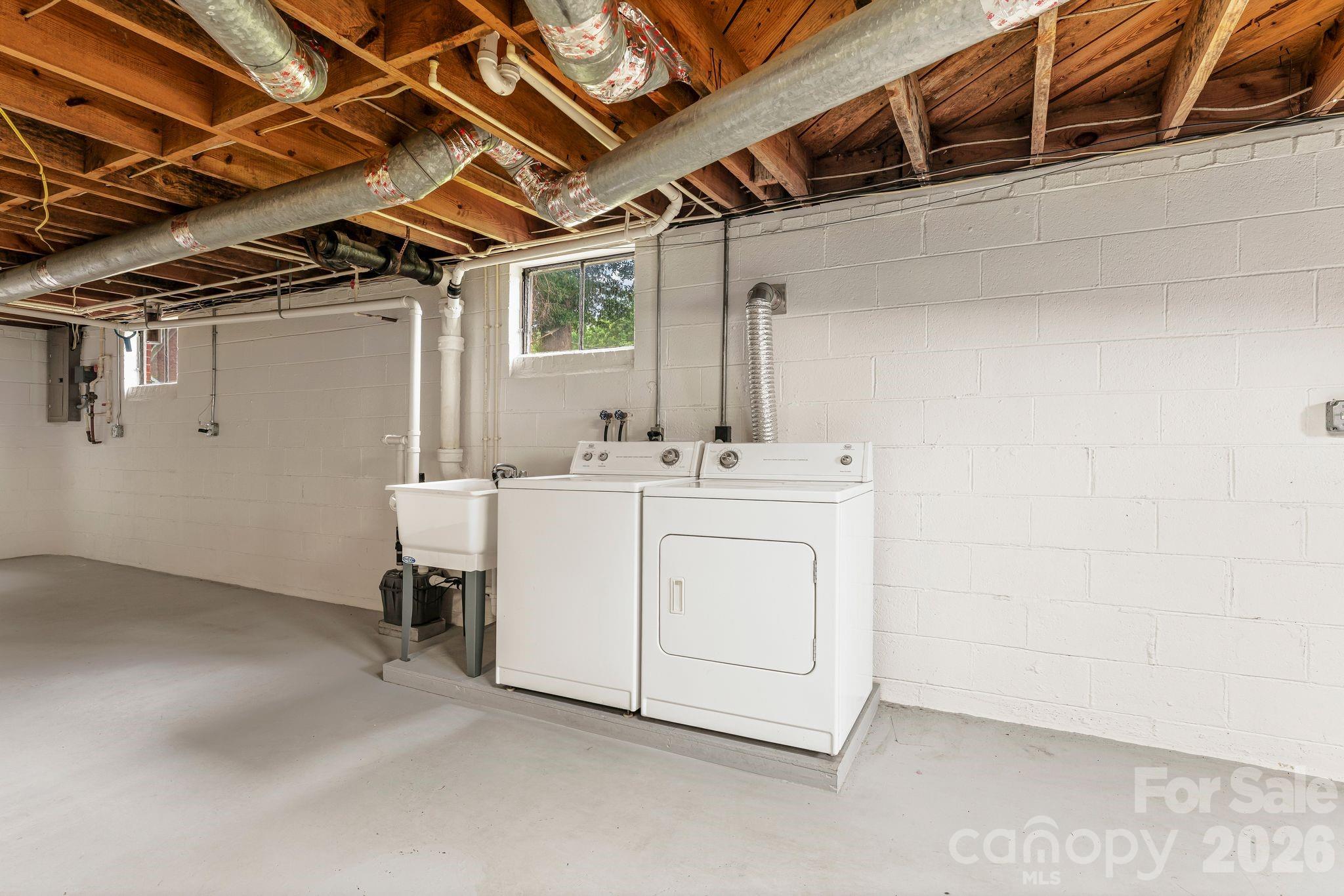 301 Milling Road — Mocksville