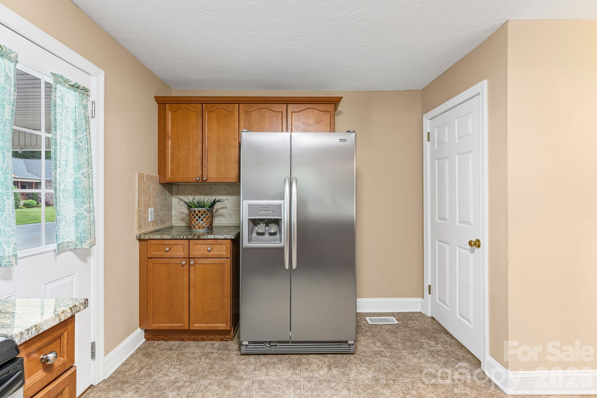 301 Milling Road — Mocksville