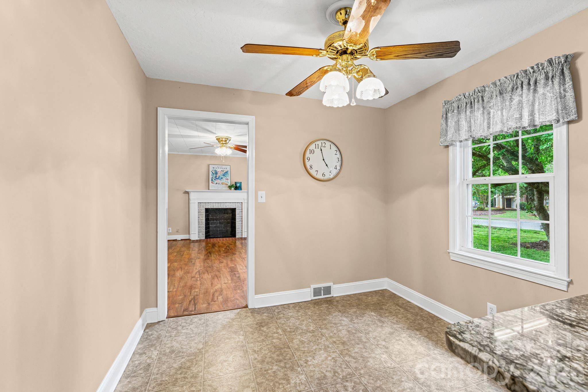 301 Milling Road — Mocksville