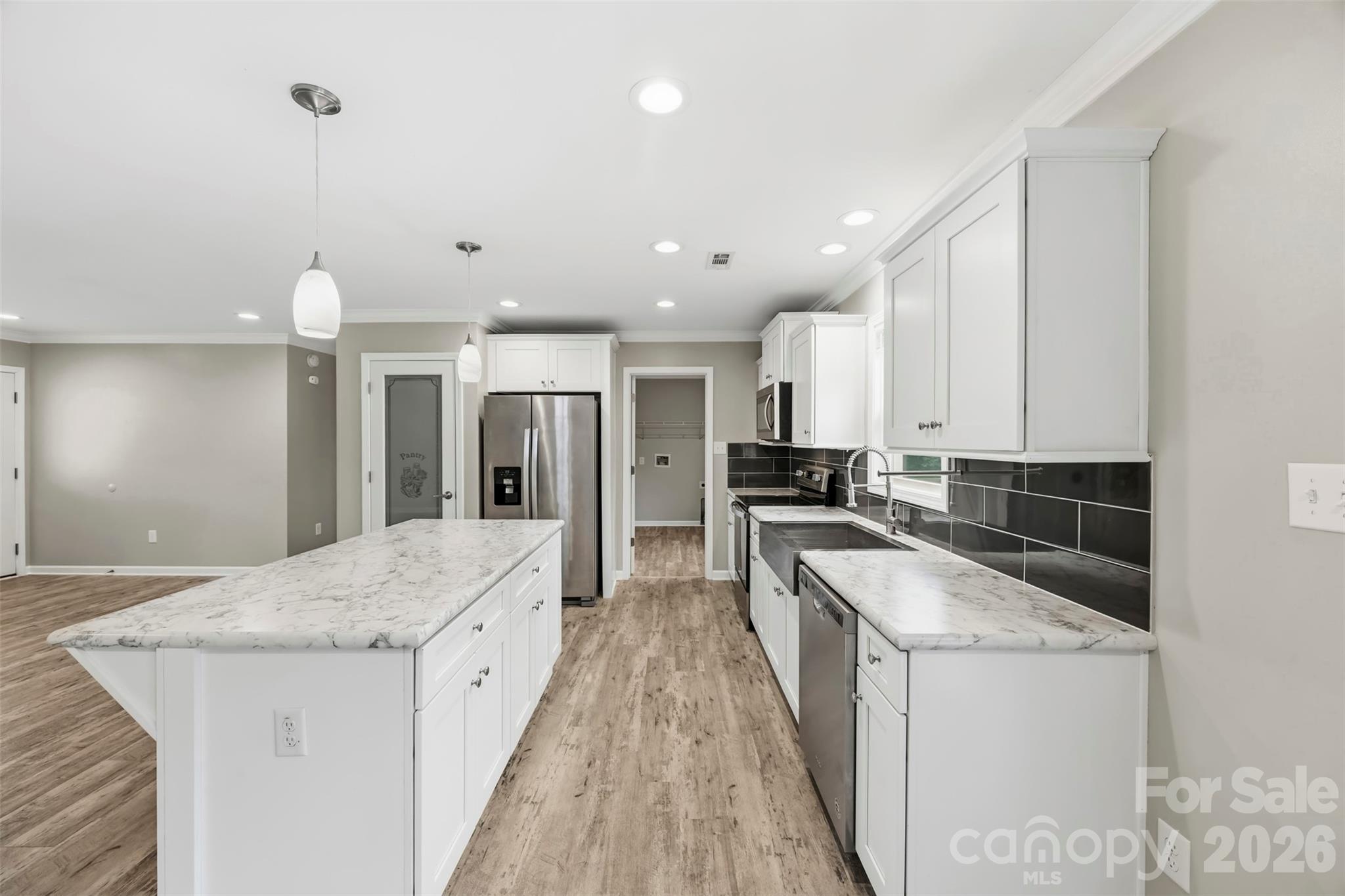 1259 Hardin Road — Dallas