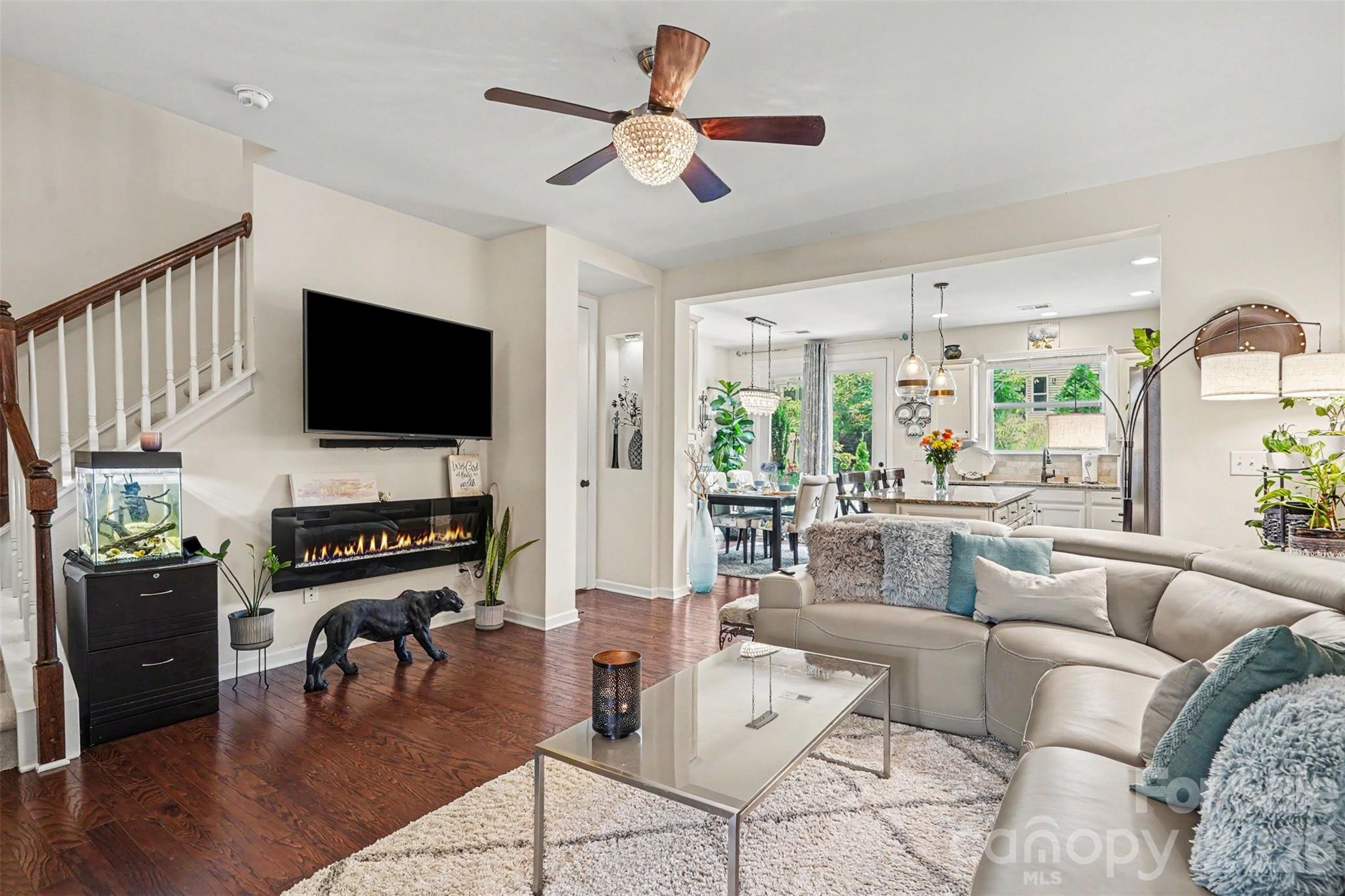 5606 Stonewells Drive — Charlotte