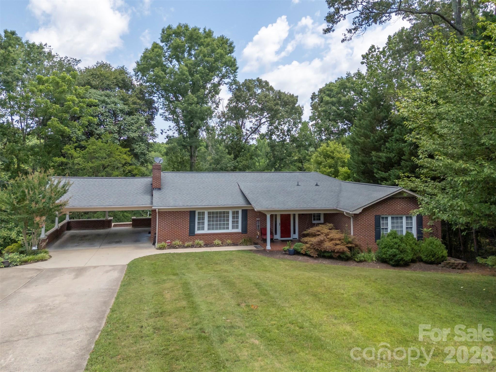 303 Elizabeth Avenue — Forest City