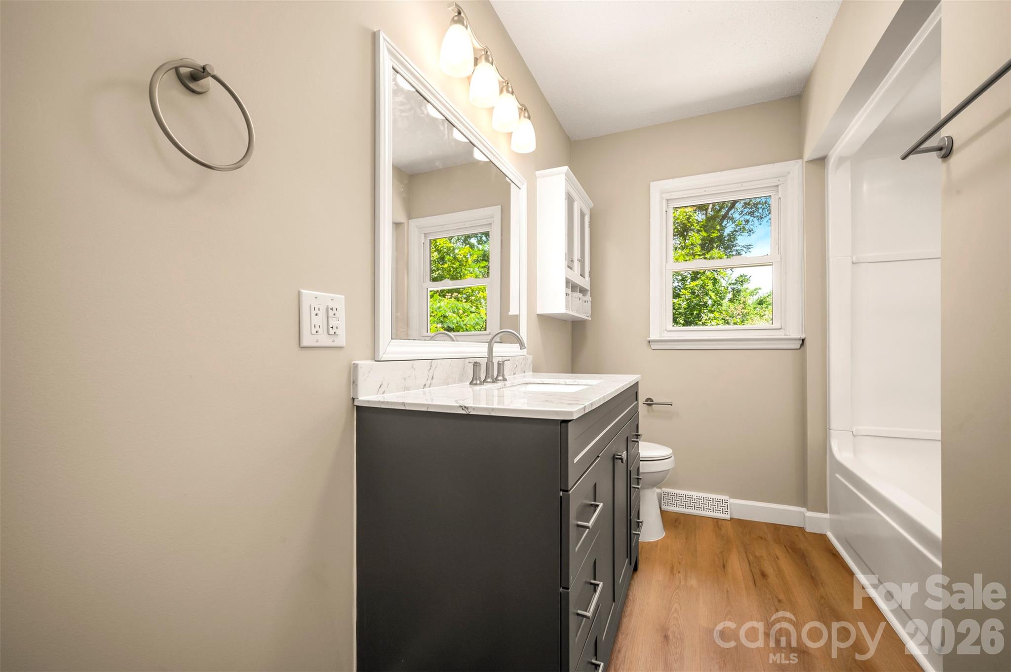 303 Elizabeth Avenue — Forest City