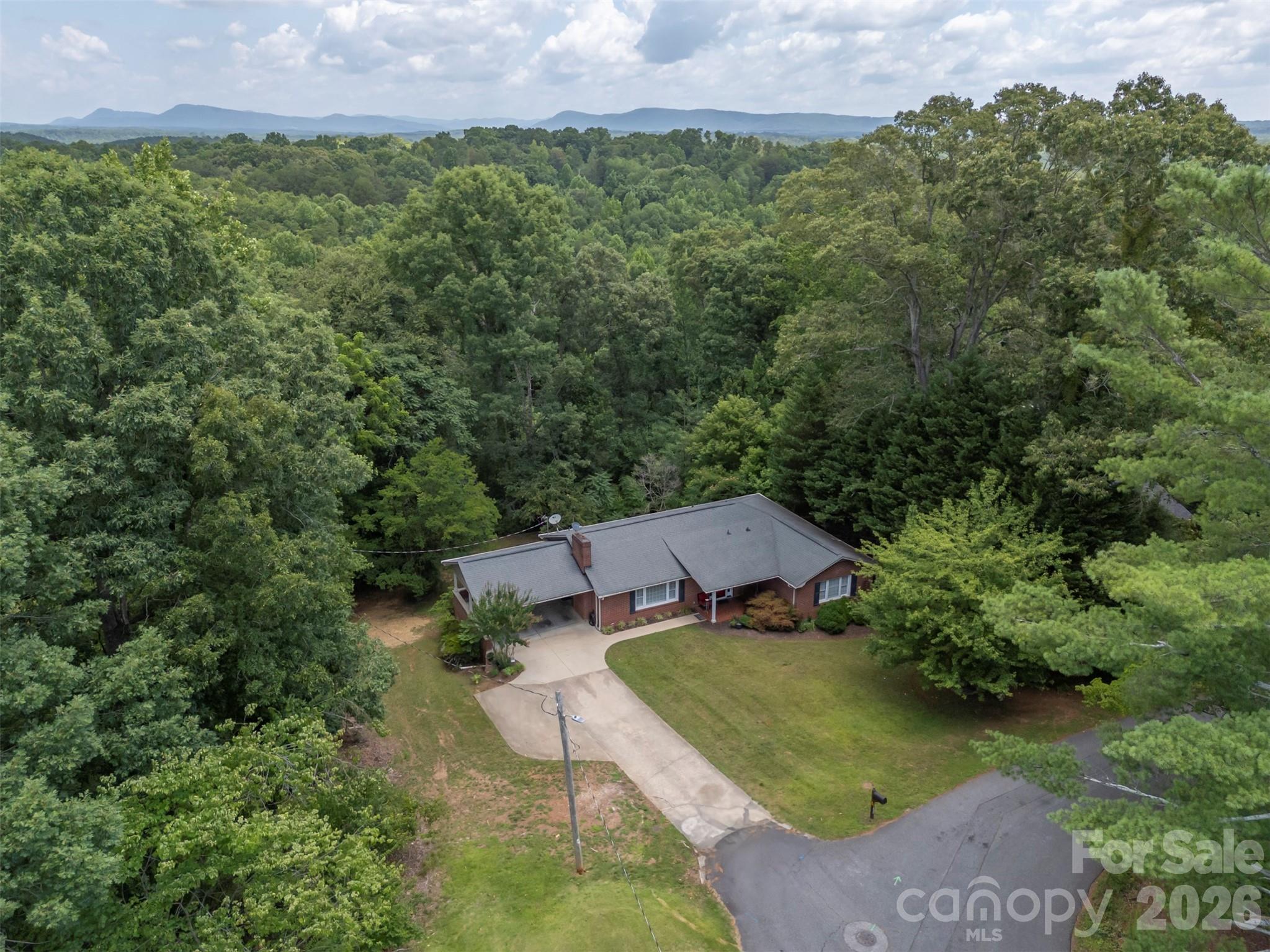303 Elizabeth Avenue — Forest City