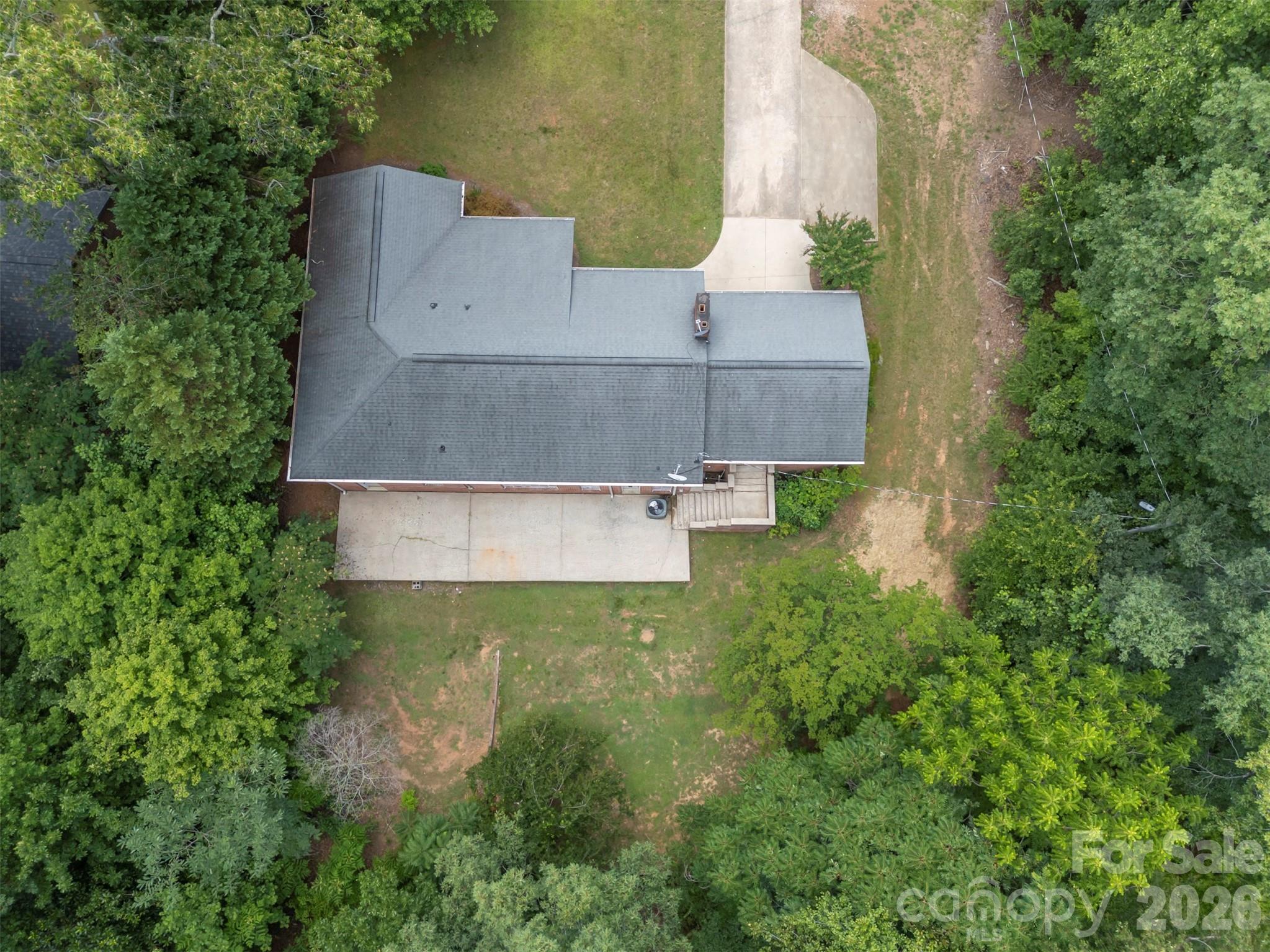 303 Elizabeth Avenue — Forest City