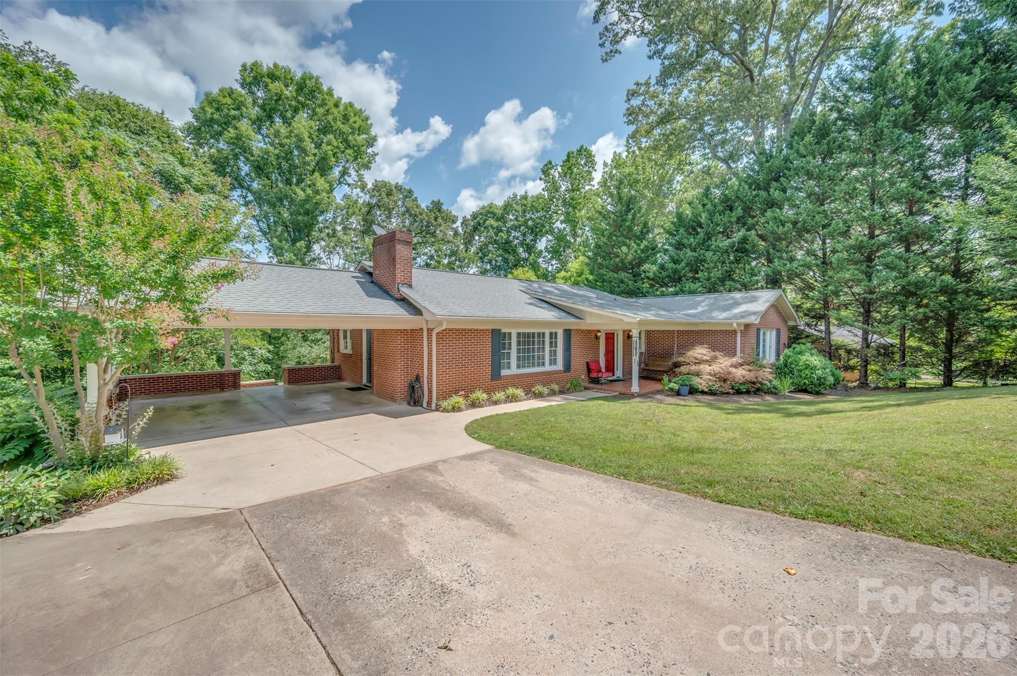 303 Elizabeth Avenue — Forest City