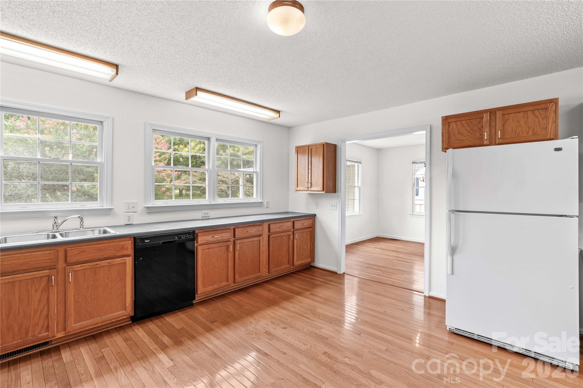 306 3rd Creek Church Road — Cleveland