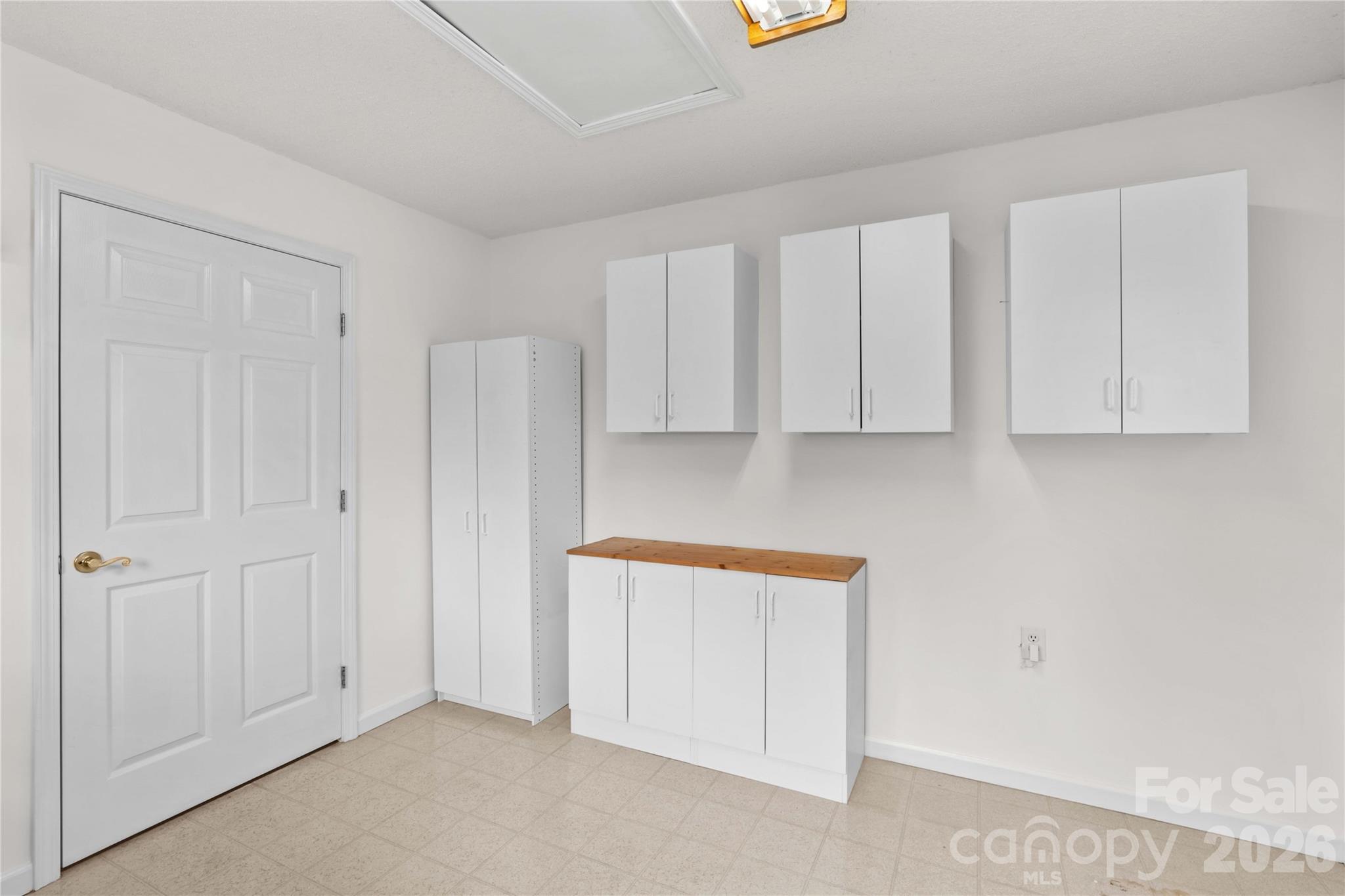 306 3rd Creek Church Road — Cleveland
