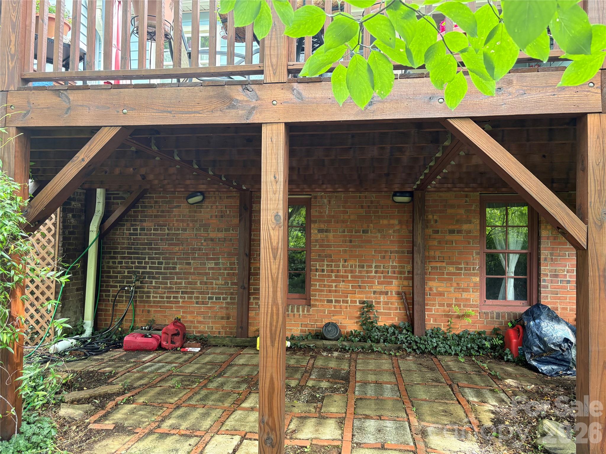 105 Silver Creek Road — Morganton