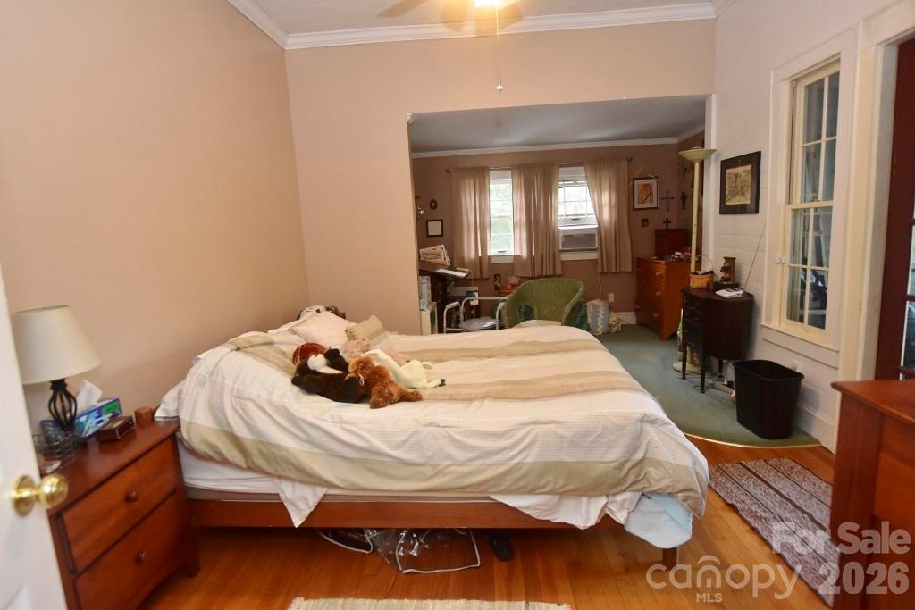 105 Silver Creek Road — Morganton