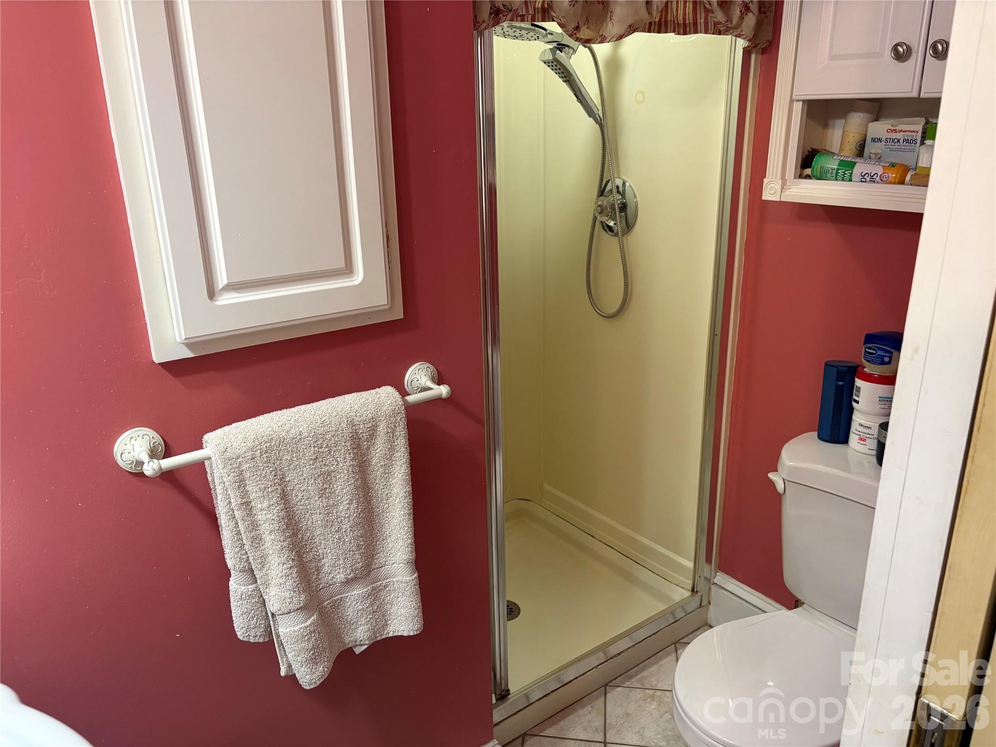 105 Silver Creek Road — Morganton