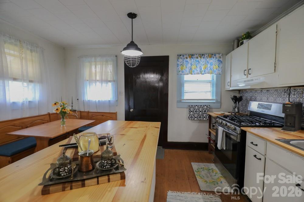 1646 Silver Street — Morganton
