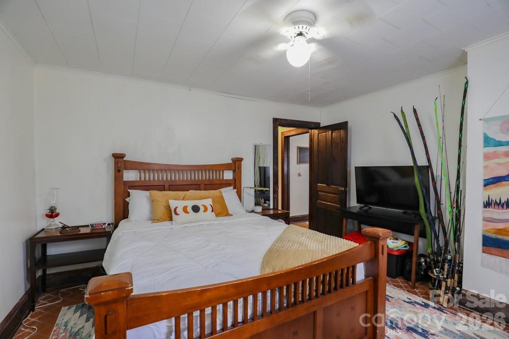 1646 Silver Street — Morganton