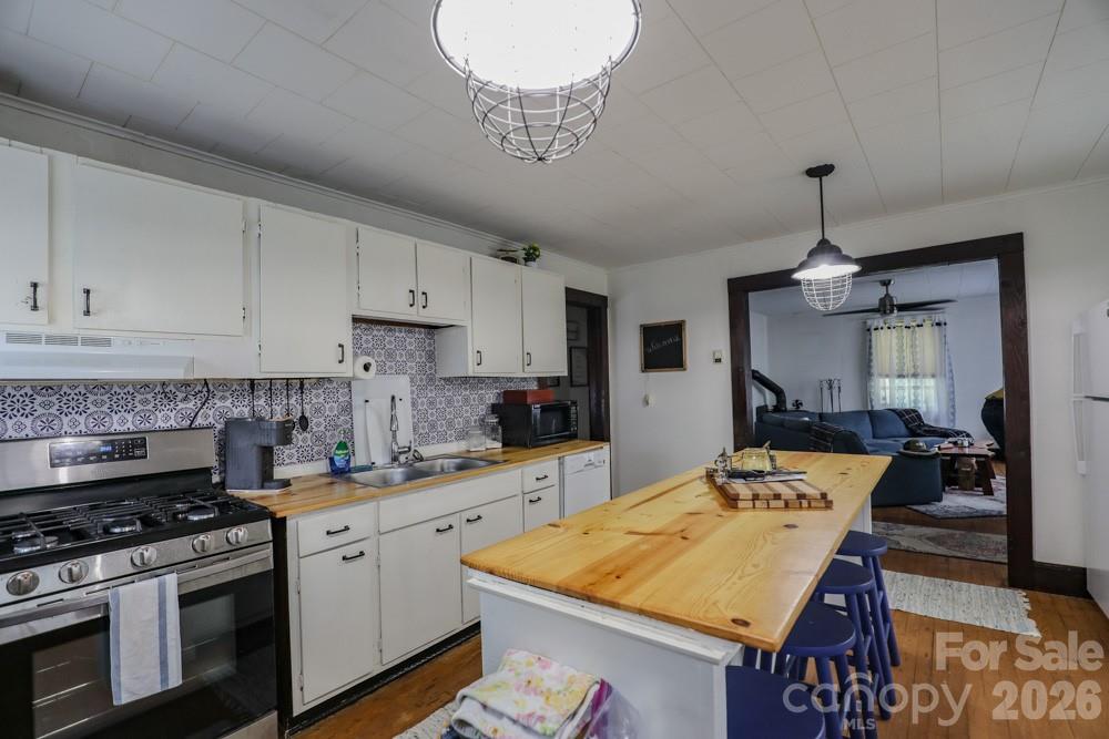 1646 Silver Street — Morganton