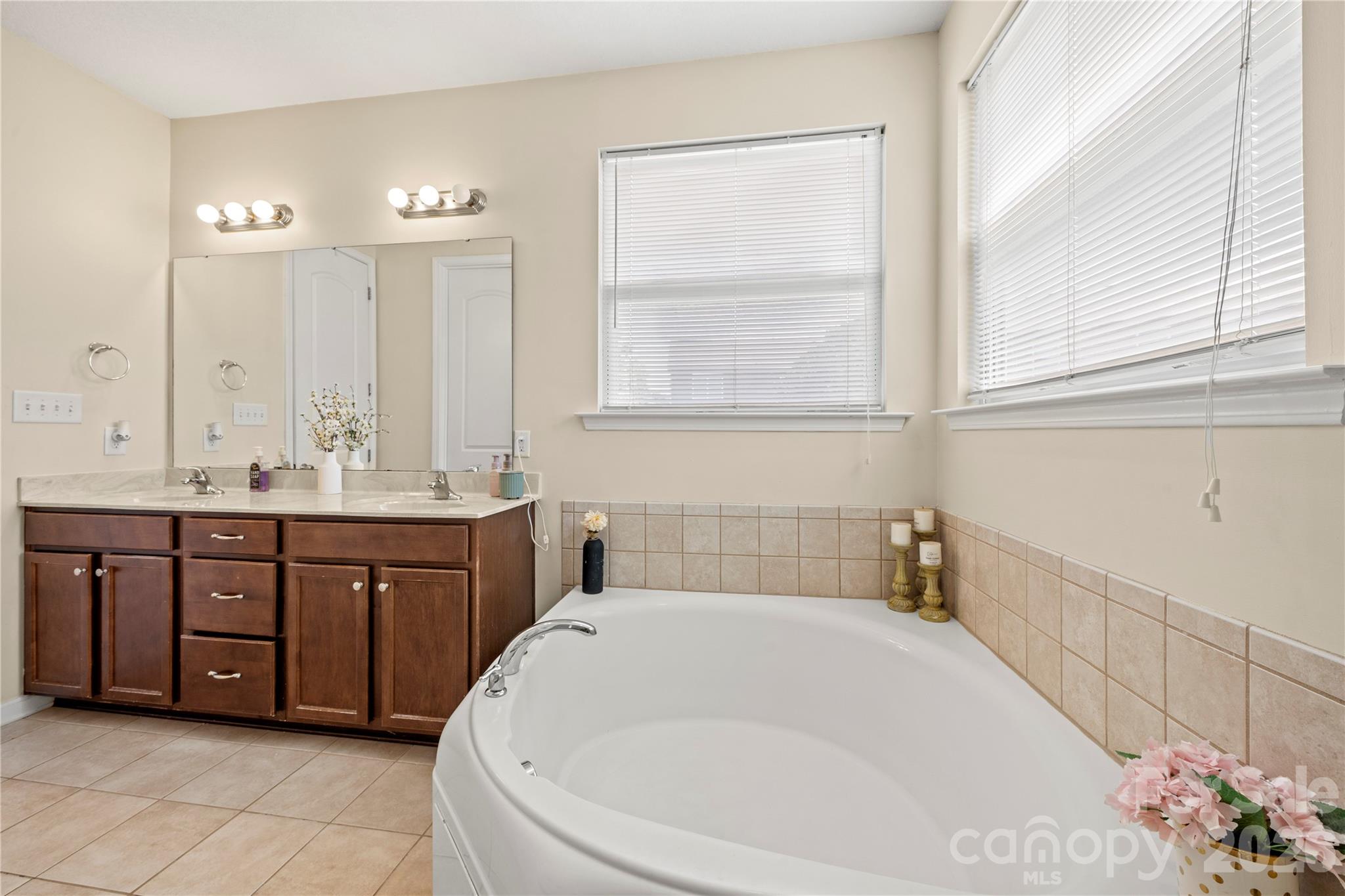 5610 Turtleback Court — Charlotte