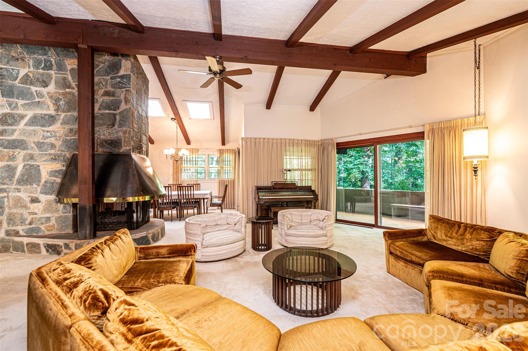 917 Cherokee Place SW — Lenoir
