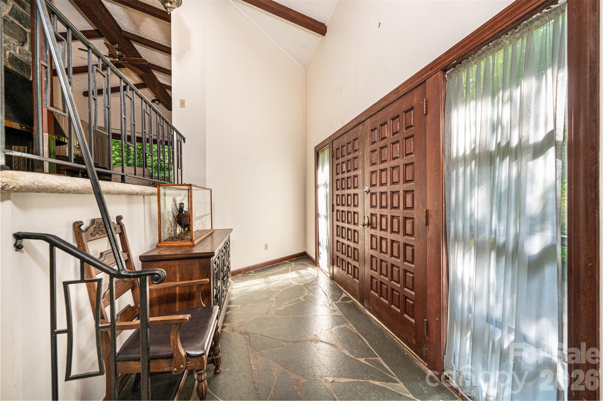 917 Cherokee Place SW — Lenoir