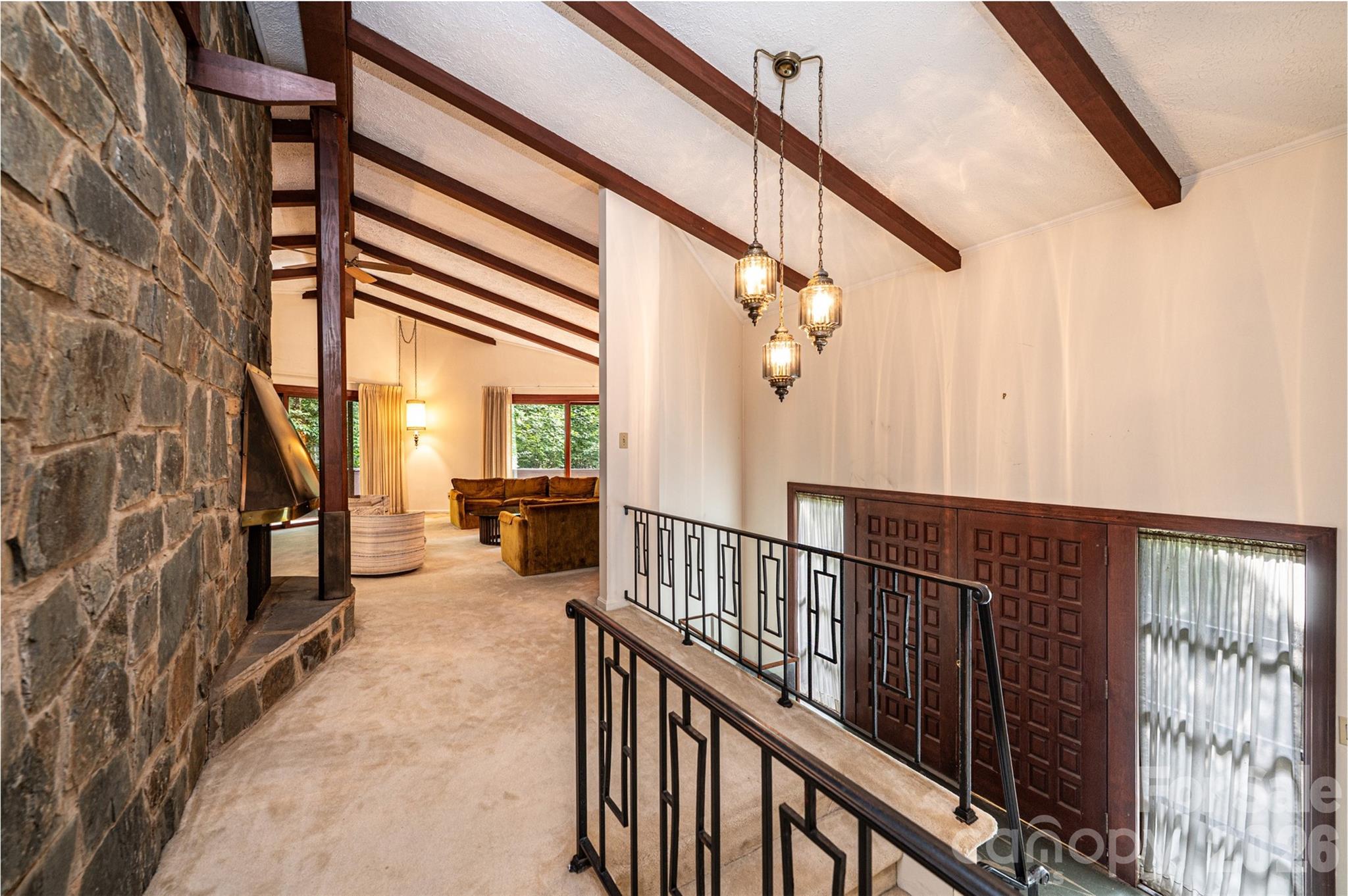 917 Cherokee Place SW — Lenoir